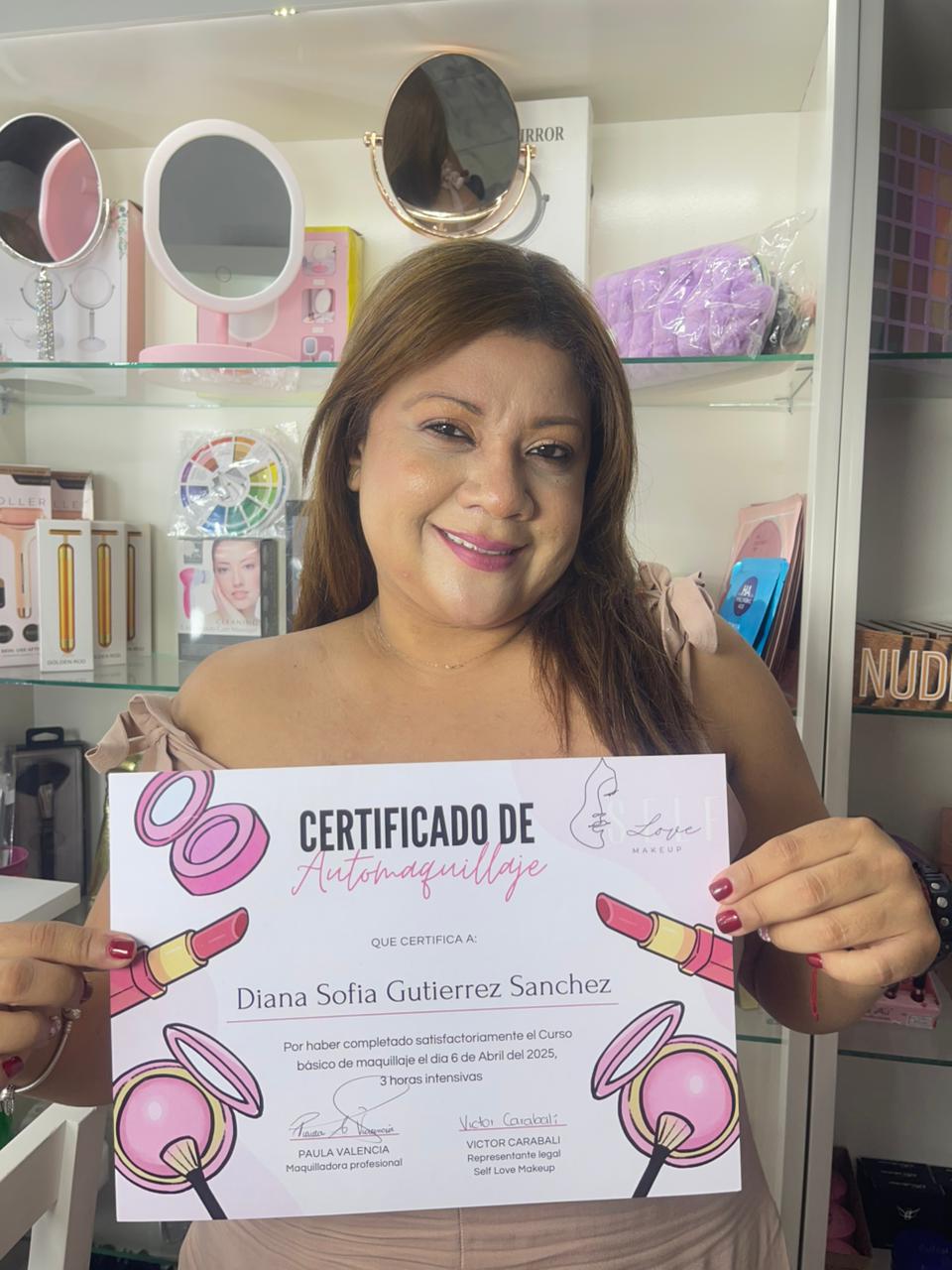 Galería SELF LOVE MAKEUP